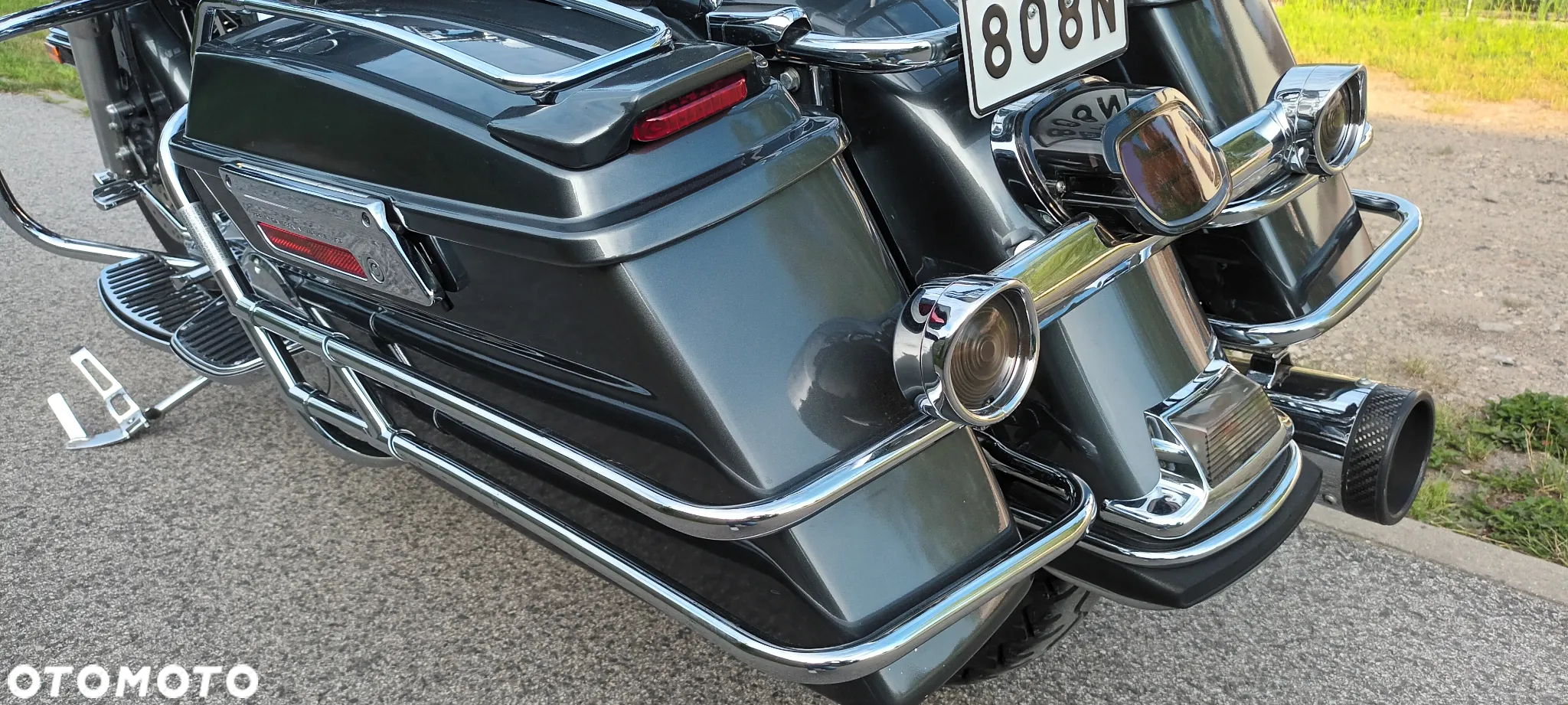 Harley-Davidson Touring Street Glide - 10