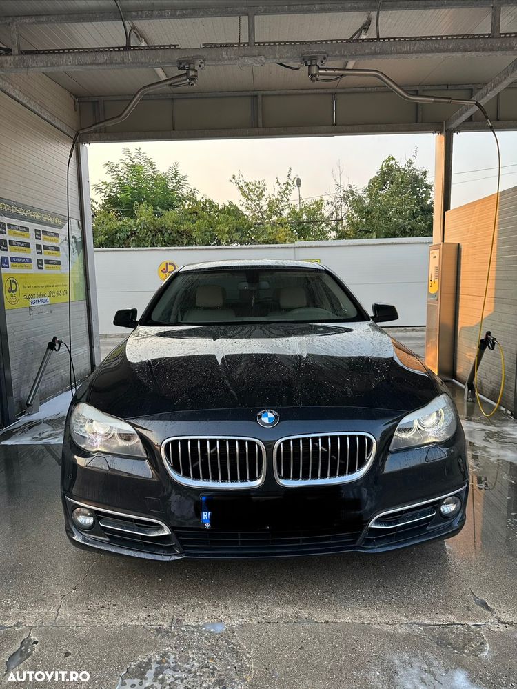 BMW Seria 5 520d Aut. Luxury Line - 10