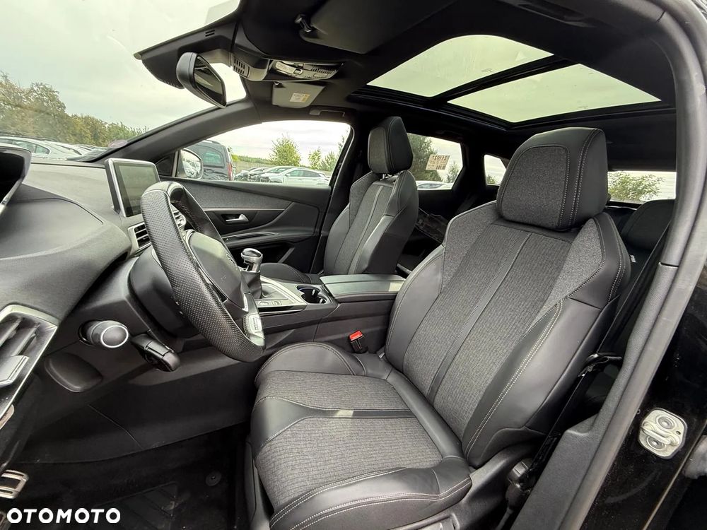 Peugeot 3008 - 18