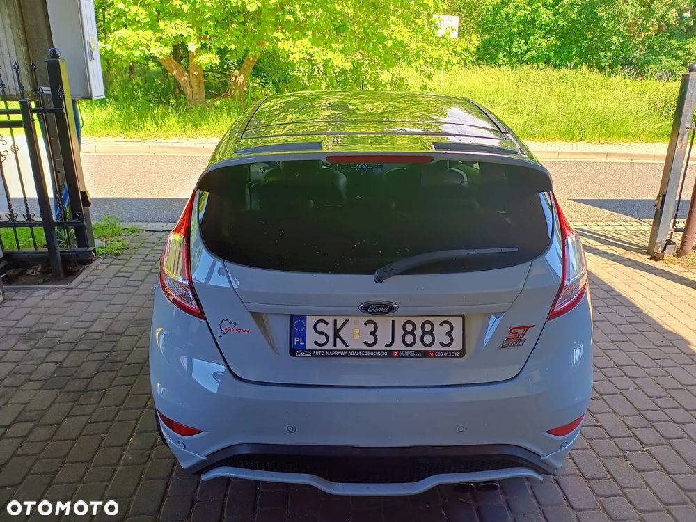 Ford Fiesta - 33