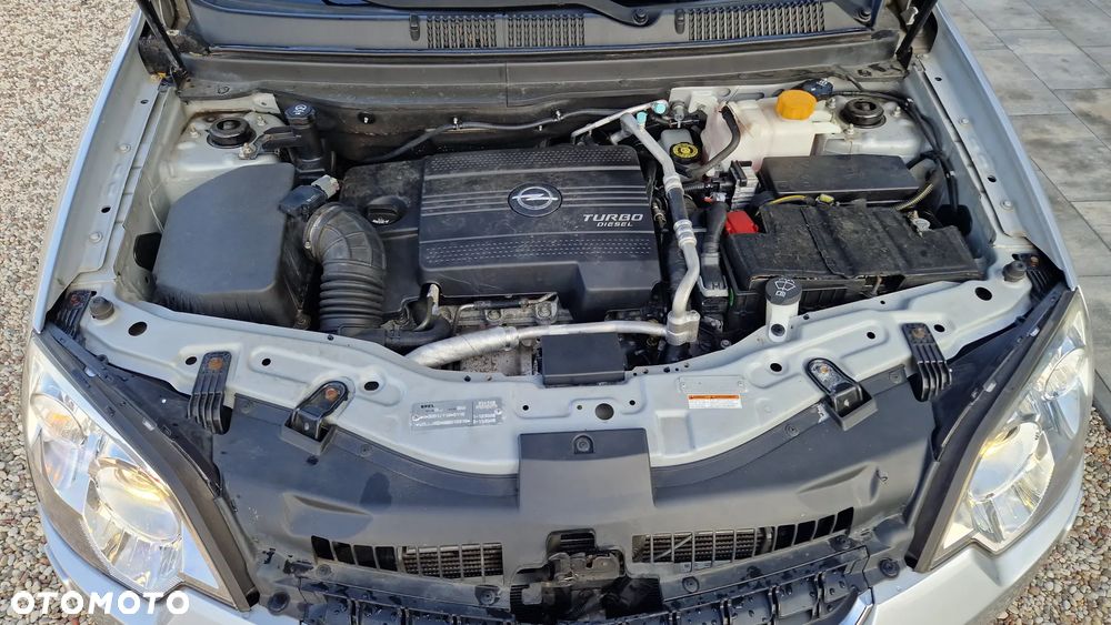 Opel Antara - 33