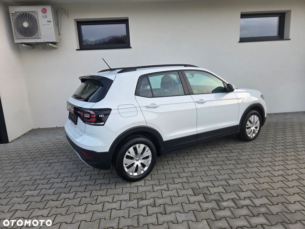 Volkswagen T-Cross - 17