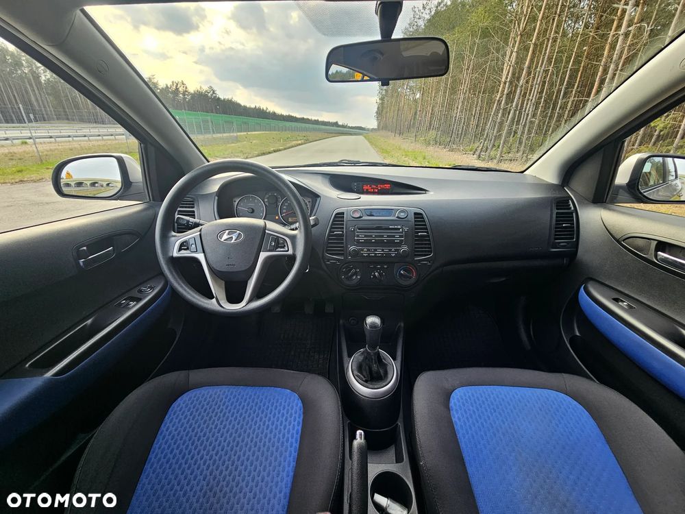 Hyundai i20 1.4 Comfort - 12