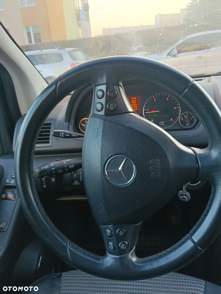 Mercedes-Benz Klasa A 180 CDI Avantgarde - 8