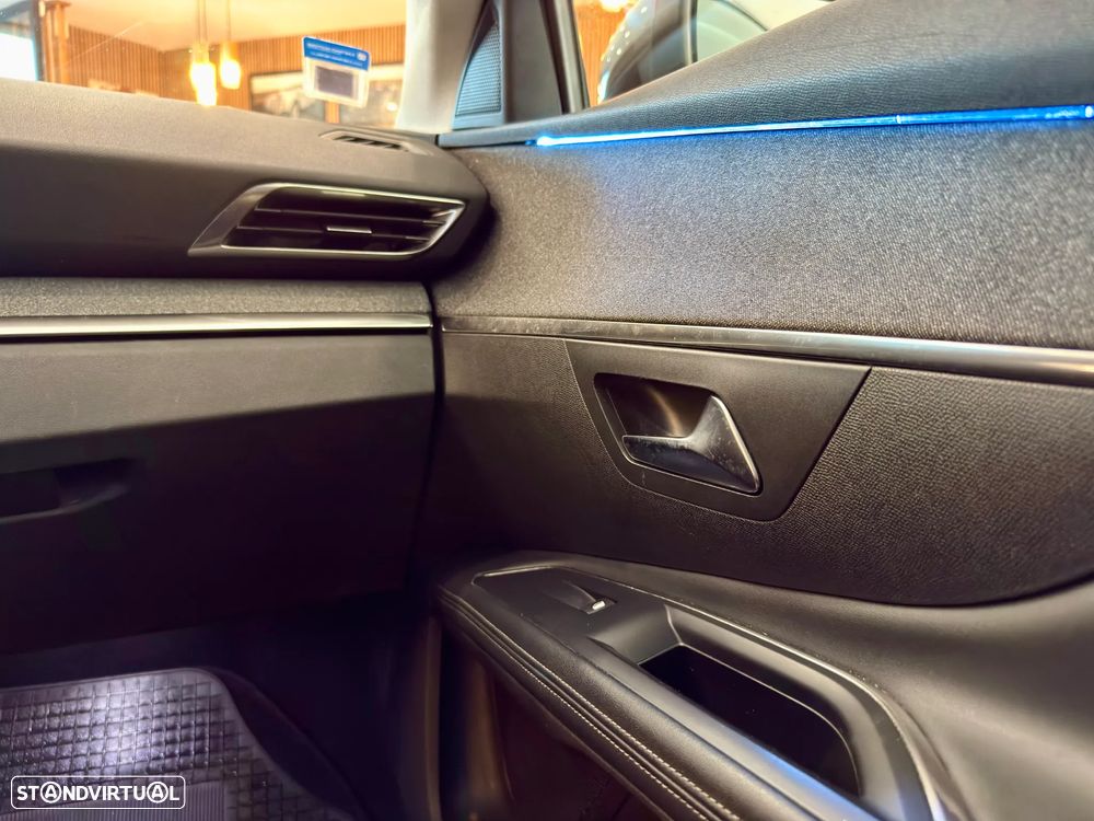 Peugeot 5008 1.5 BlueHDi Active - 21