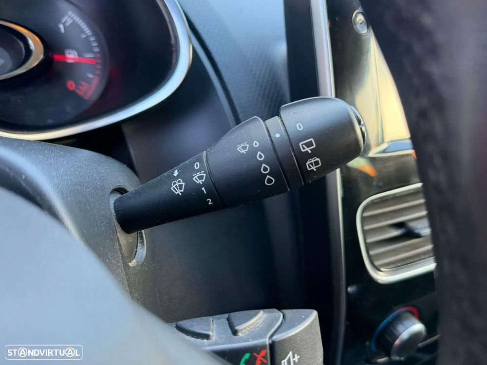 Renault Clio 1.5 dCi Limited - 9