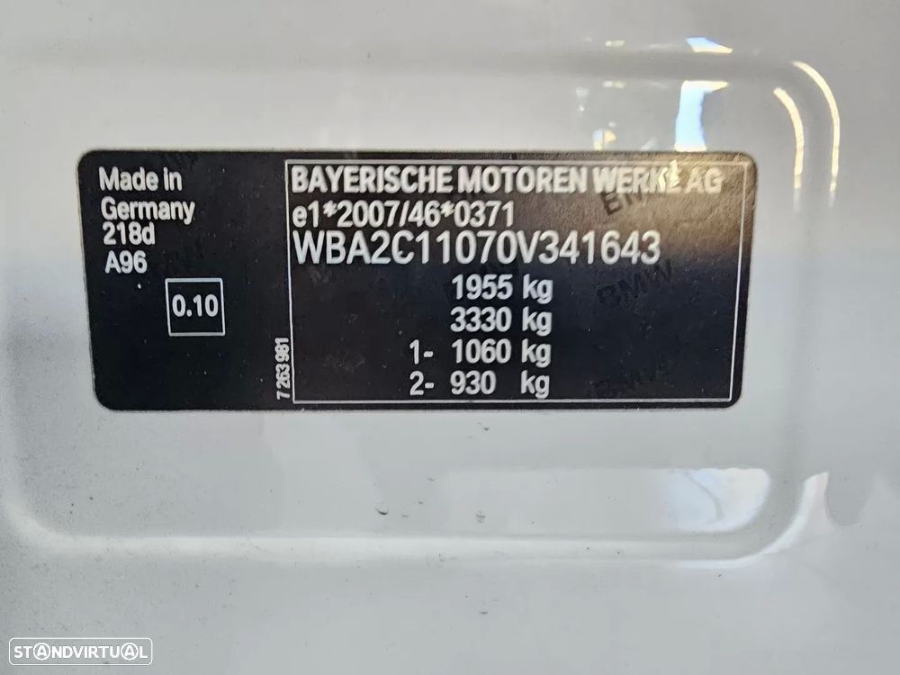 BMW 218 Active Tourer d Line Sport Auto - 36