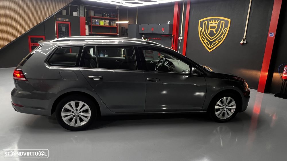 VW Golf Variant 1.6 TDi Confortline - 3