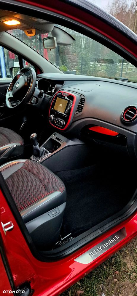 Renault Captur 0.9 Energy TCe Helly Hansen - 14