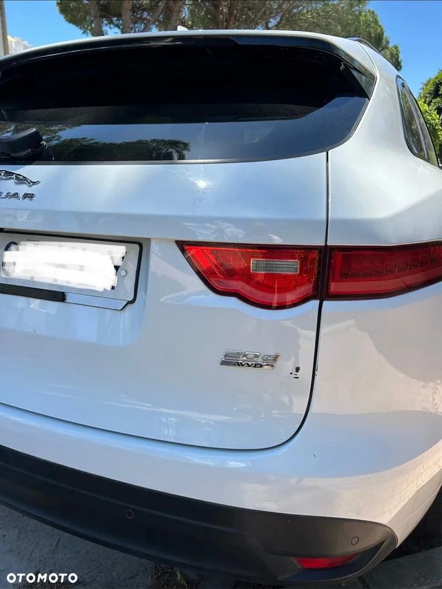 Jaguar F-Pace 2.0 i4D AWD R-Sport - 6