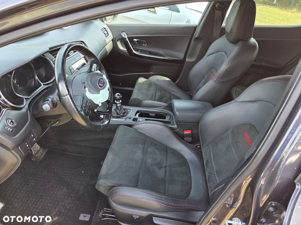Kia Ceed 1.6 T-GDI GT-Track - 10