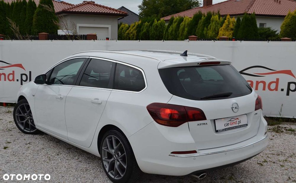 Opel Astra - 9