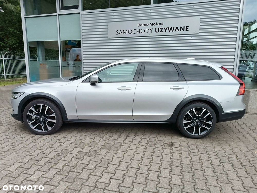 Volvo V90 Cross Country B5 D AWD Pro - 4