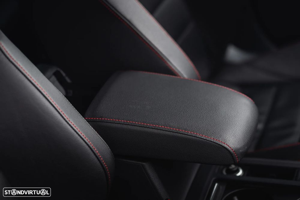VW Golf GTI Performance BlueMotion DSG - 40