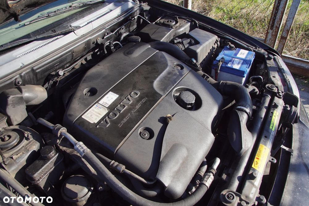 Auto na części - Volvo V40 I Lift 1.9 Di 115 KM D4192T3 M56 2003R Silnik Skrzynia Drzwi Szyba Maska Klapa Zderzak Lusterko Deska Kokpit Sensor Moduł Licznik Kierownica - 16