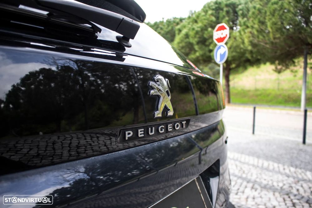 Peugeot 3008 1.6 PureTech GT EAT8 - 12