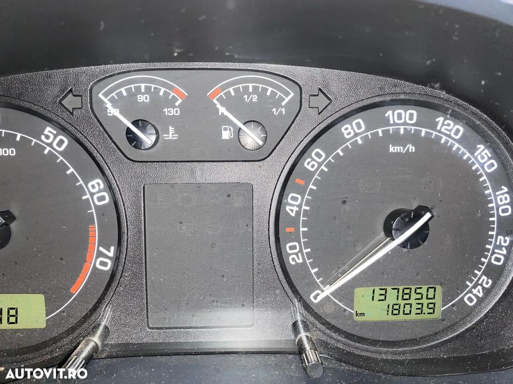 Skoda Octavia Tour 1.6 - 1