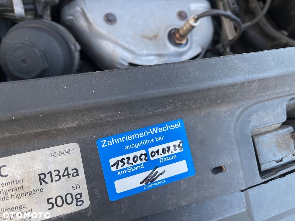 Volkswagen Polo - 16