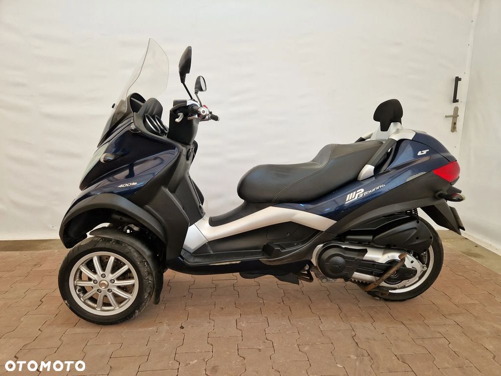 Piaggio MP-3 - 4