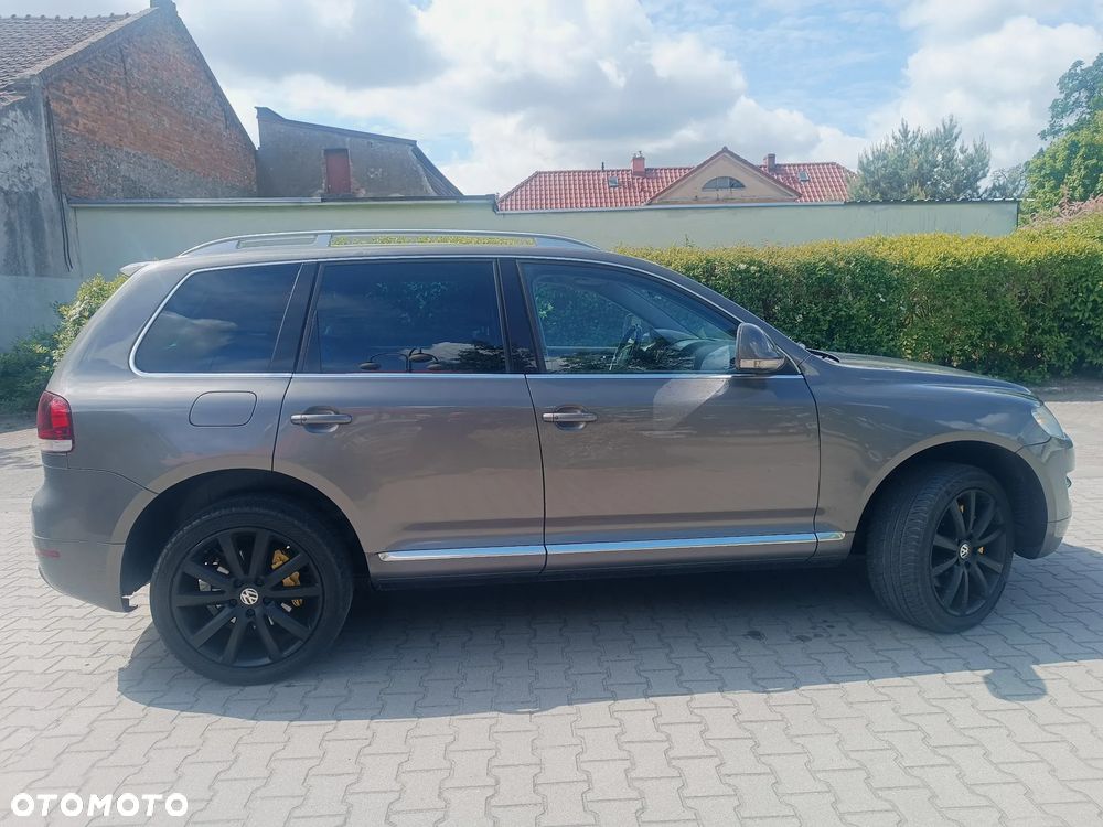 Volkswagen Touareg 5.0 V10 TDI DPF Automatik Exclusive Edition - 2