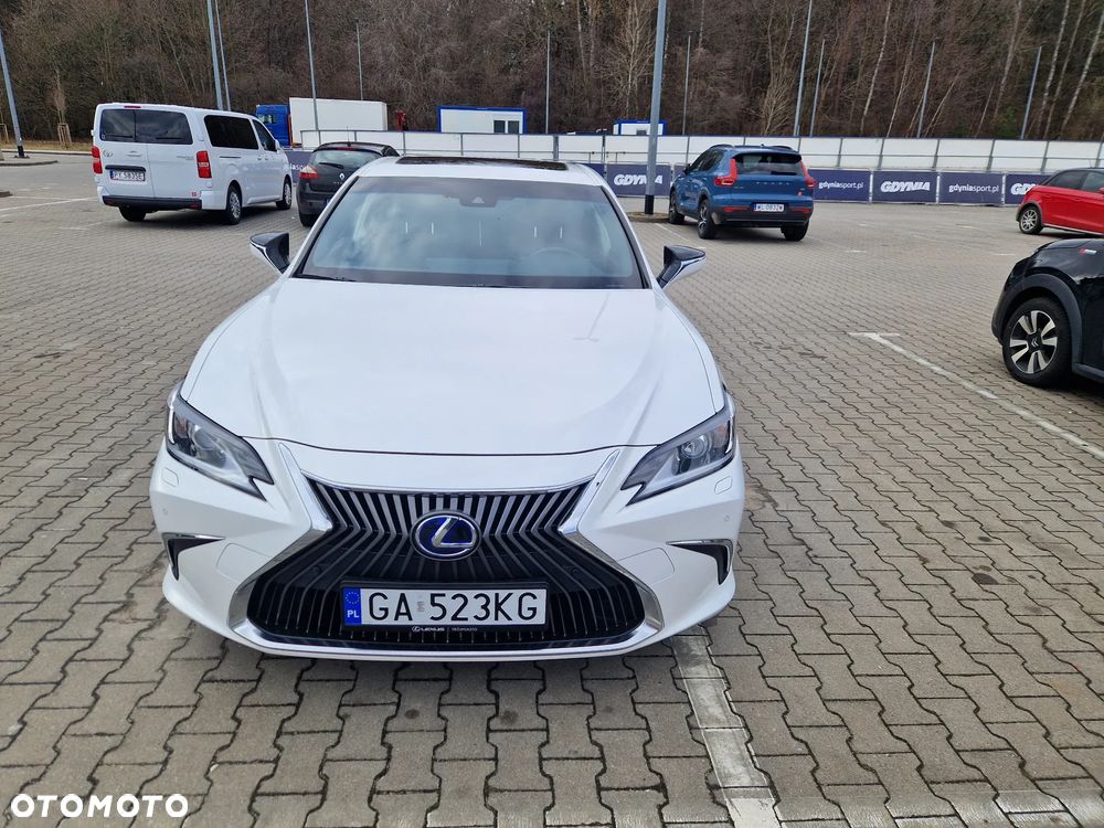 Lexus ES - 6