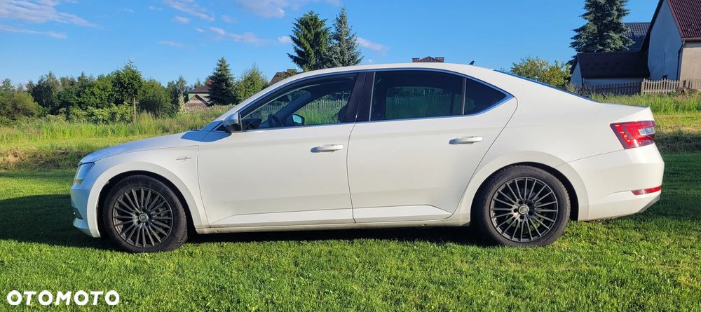 Skoda Superb 2.0 TDI L&K - 3