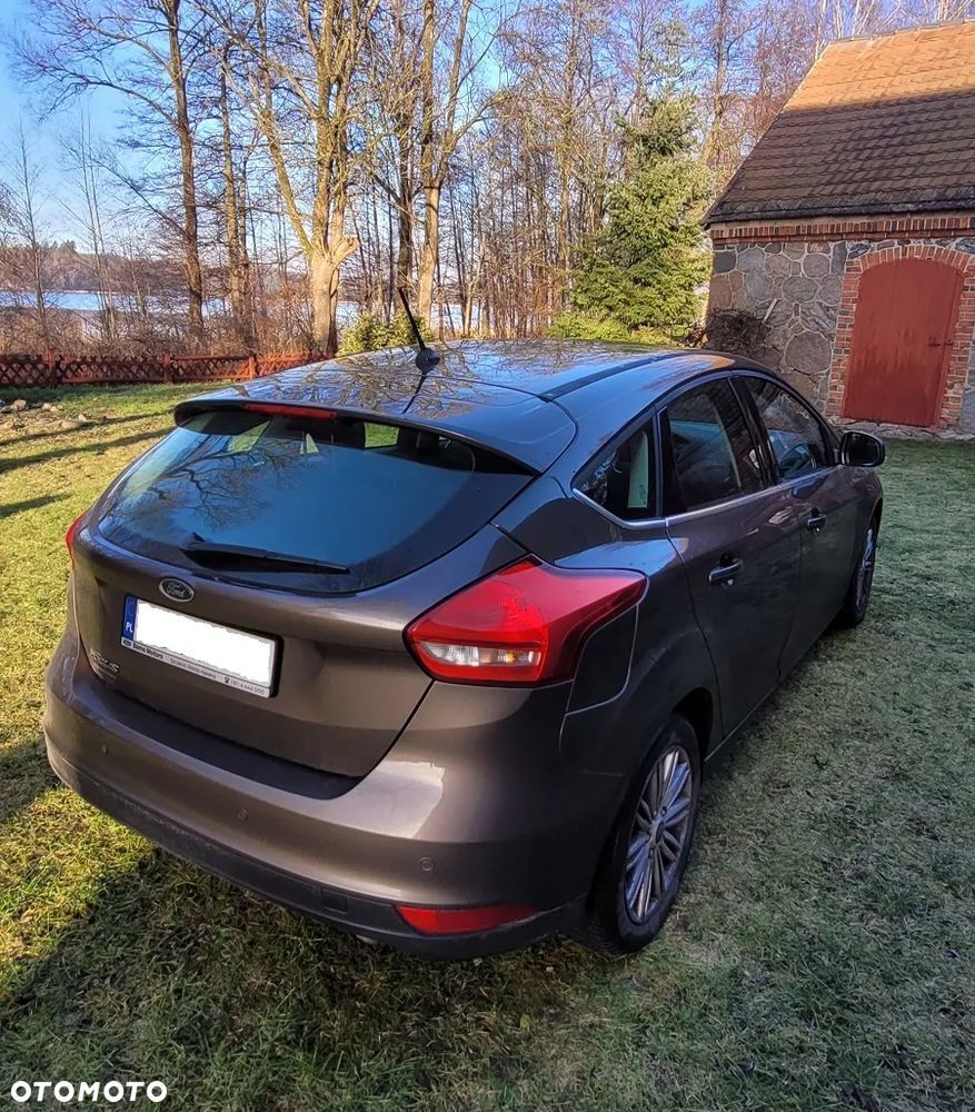 Ford Focus 1.6 SYNC Edition - 6