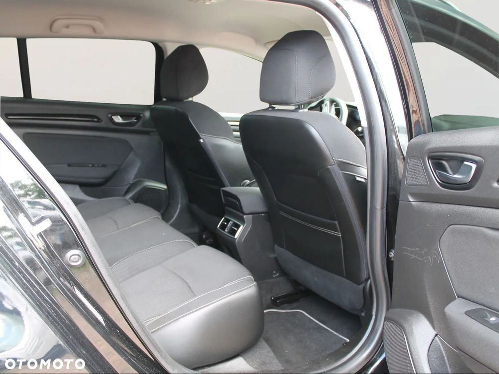 Renault Megane ENERGY TCe 130 LIMITED - 6