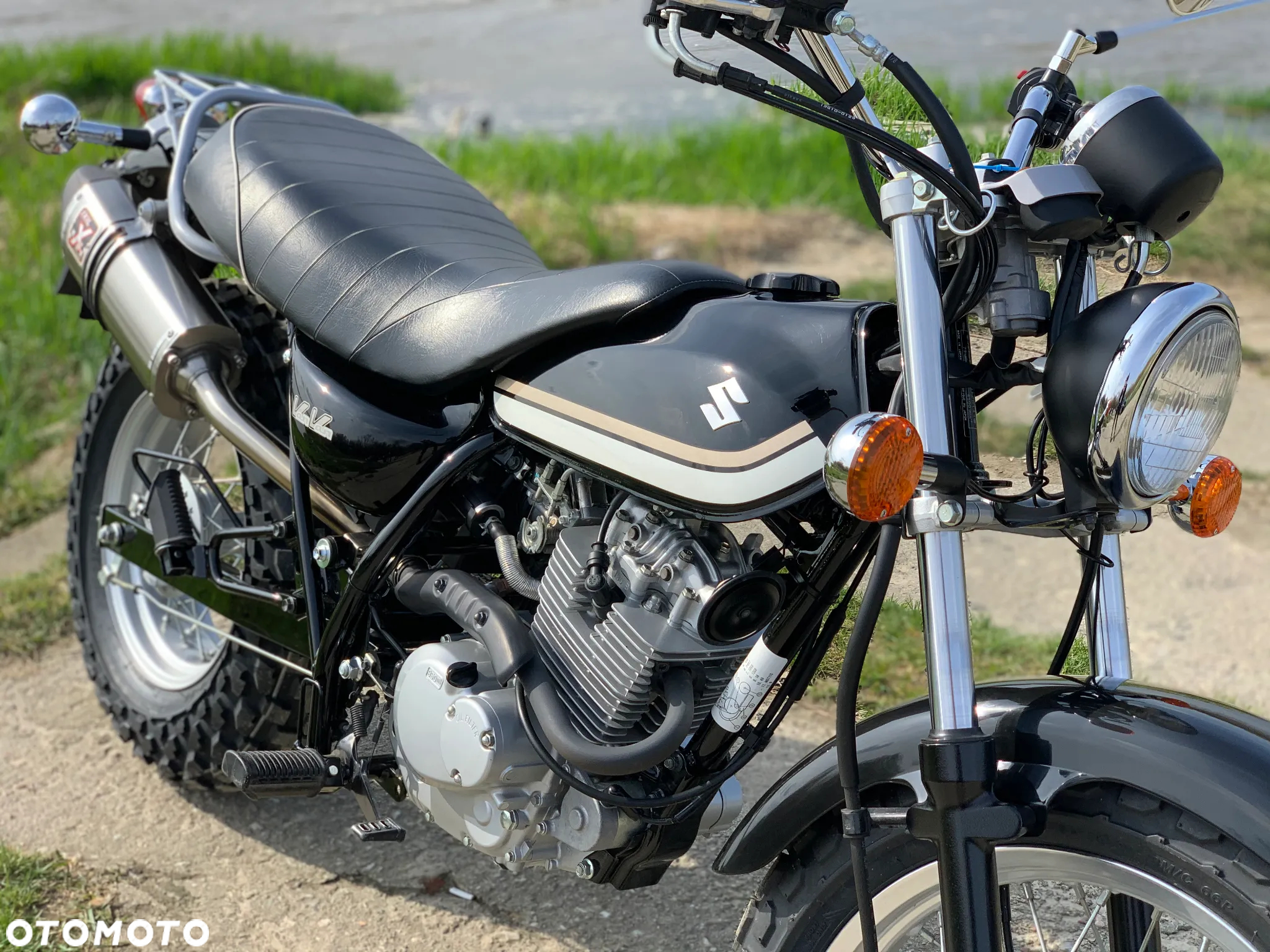 Suzuki RV - 35