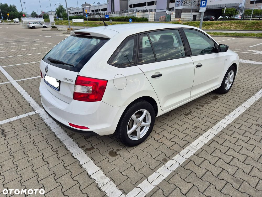 Skoda RAPID 1.2 MPI Active - 7