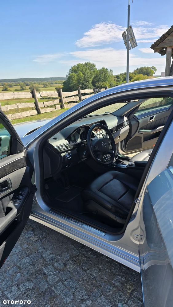 Mercedes-Benz Klasa E 220 CDI BlueEff Avantgarde - 7
