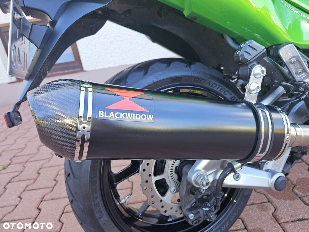 Kawasaki GTR - 17