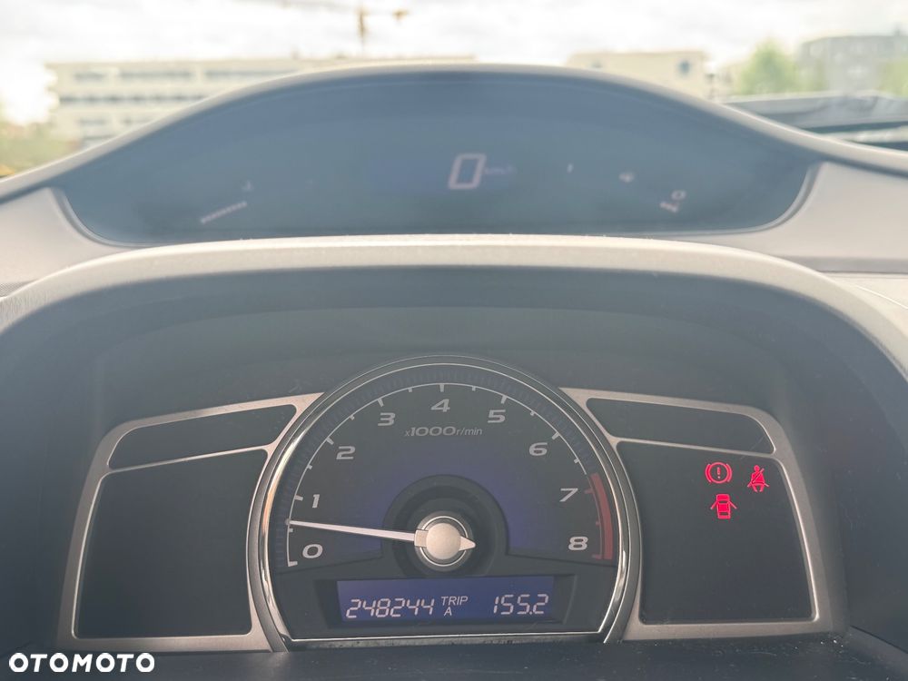 Honda Civic 1.8 Executive - 10