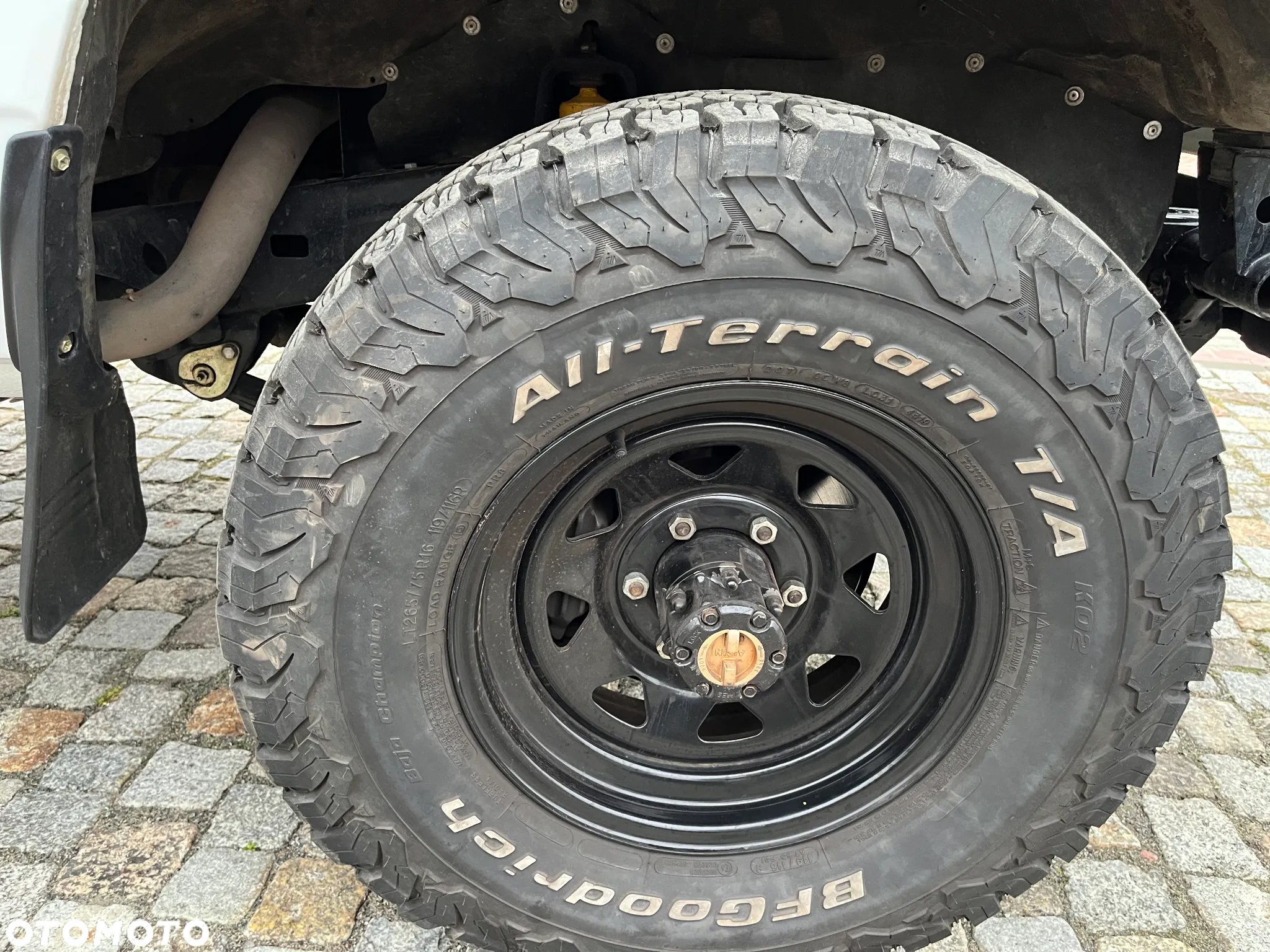 Toyota Land Cruiser HT LX - 11