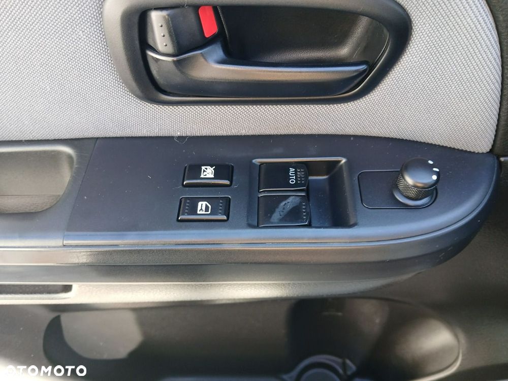 Suzuki Grand Vitara 1.6 - 14