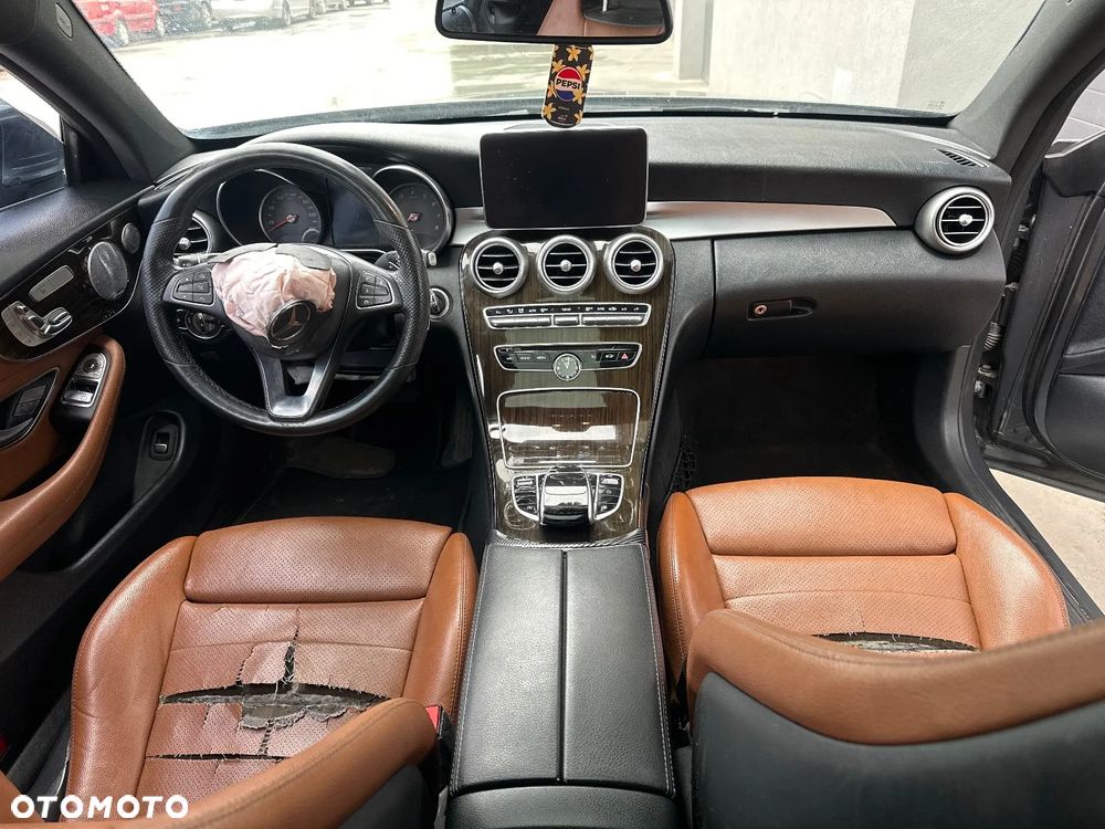 Mercedes-Benz Klasa C - 28