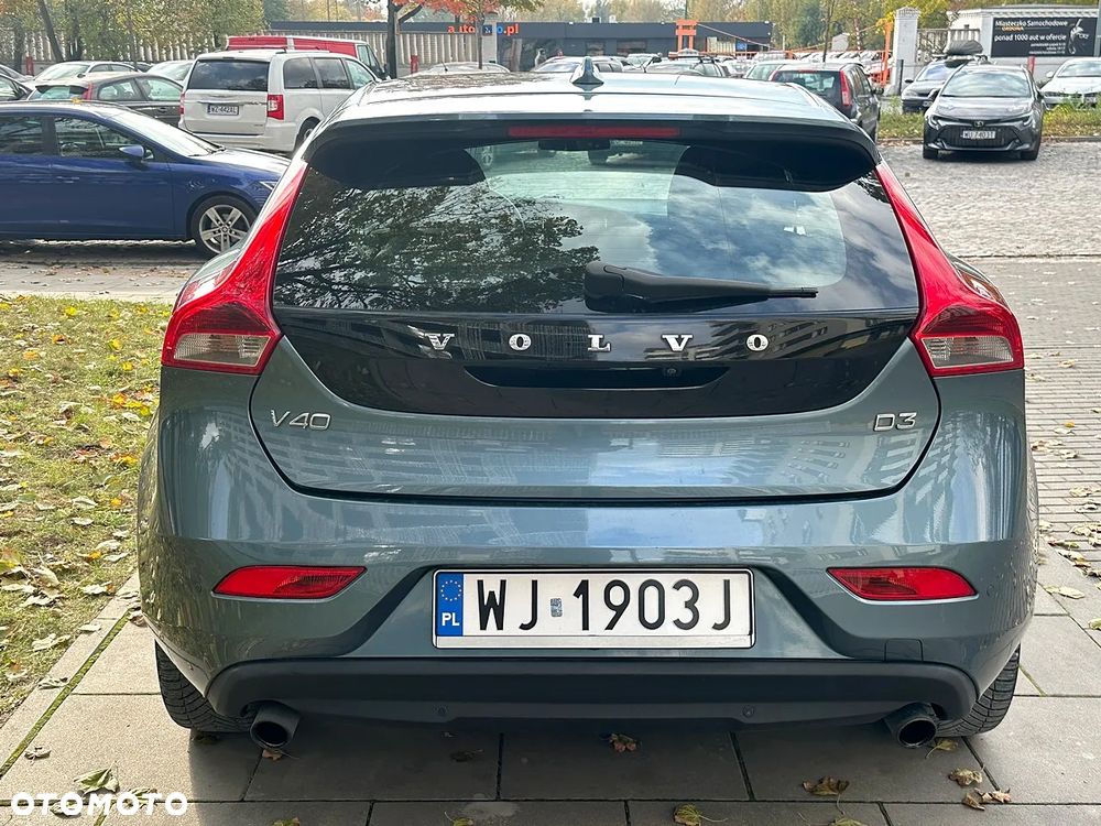 Volvo V40 D3 Momentum - 7