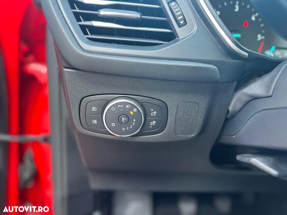 Ford Focus 1.5 EcoBlue Connected - 21