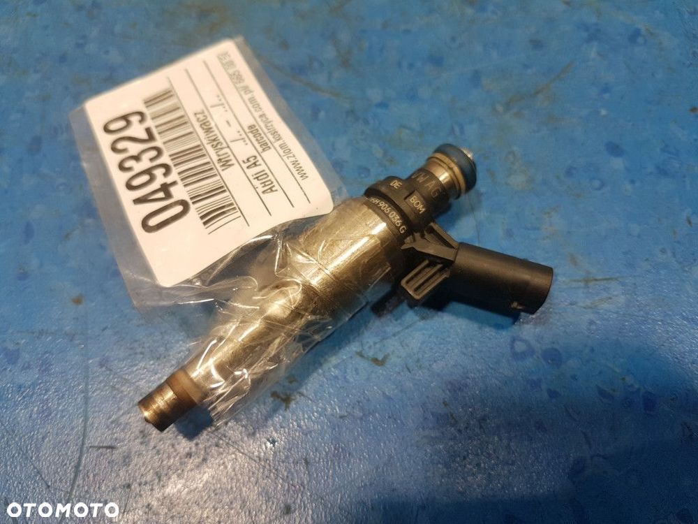 AUDI A5 8T 2.0 TFSI WTRYSKIWACZ 06H906036G - 1