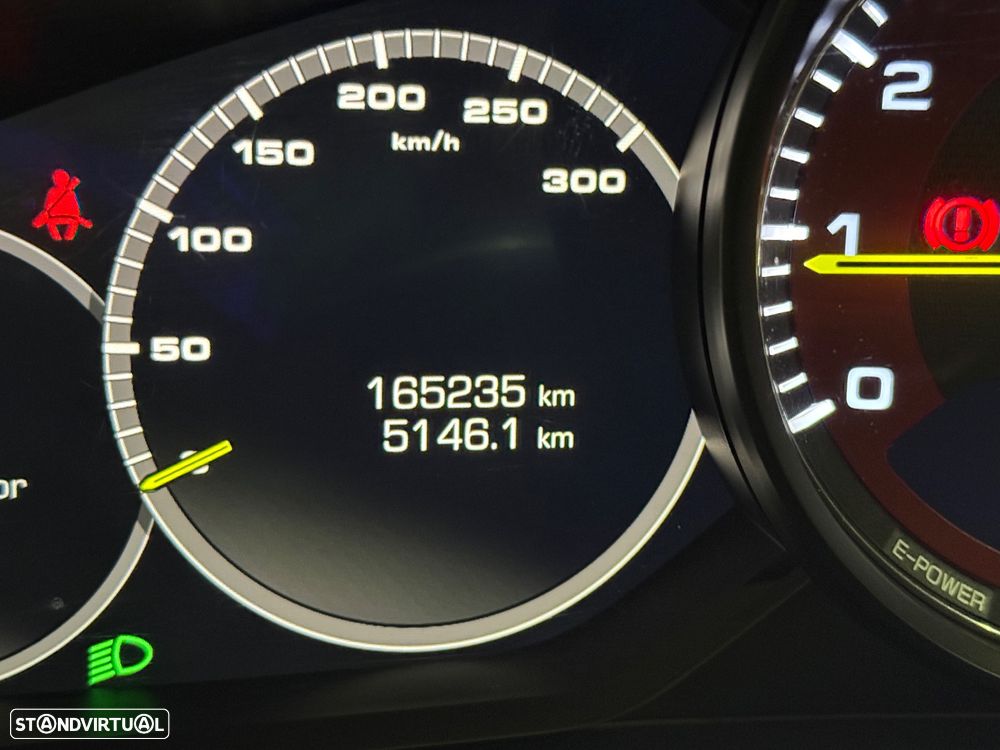 Porsche Panamera 4 E-Hybrid - 19