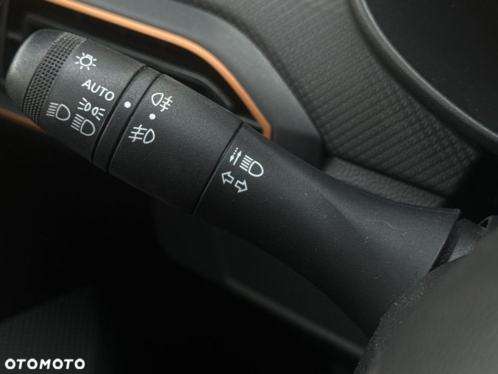 Dacia Sandero 1.0 TCe Essential - 23