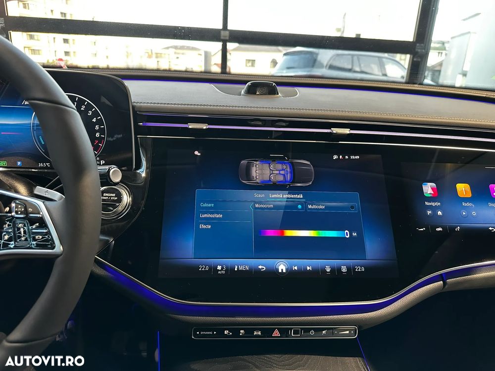 Mercedes-Benz E 300 4MATIC PHEV - 16