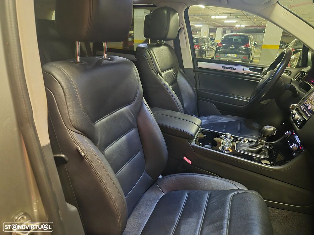 VW Touareg 3.0 TDI V6 Executive Edition - 46