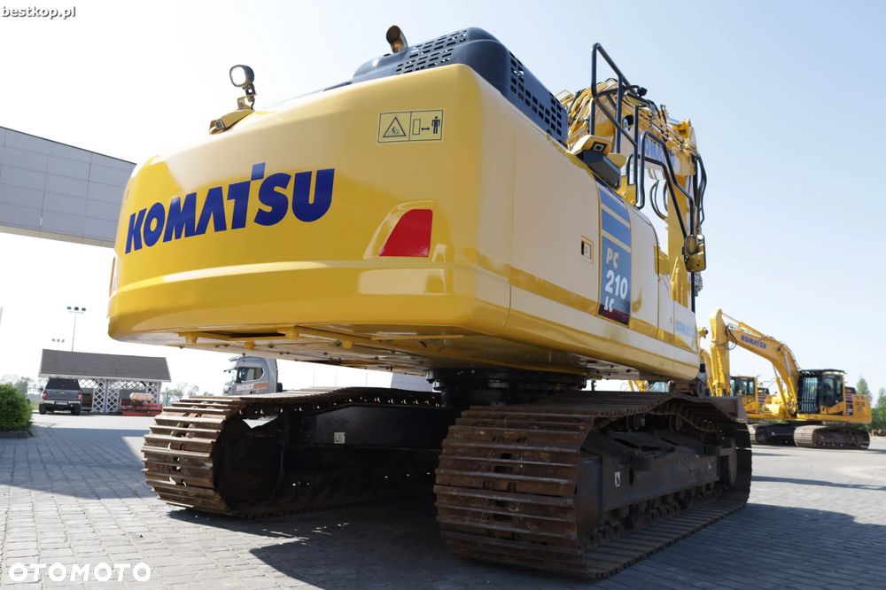 Komatsu PC210LC-11 - 8