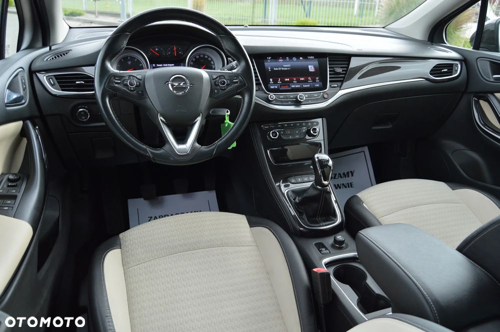 Opel Astra V 1.4 T Dynamic S&S - 36