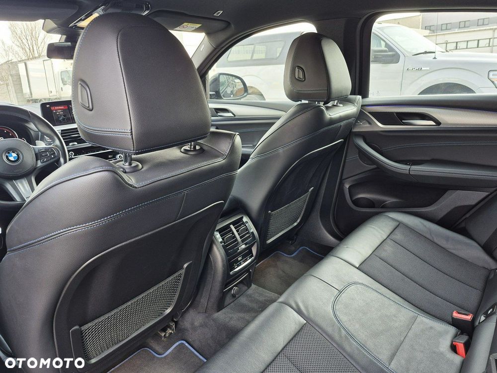 BMW X4 - 24