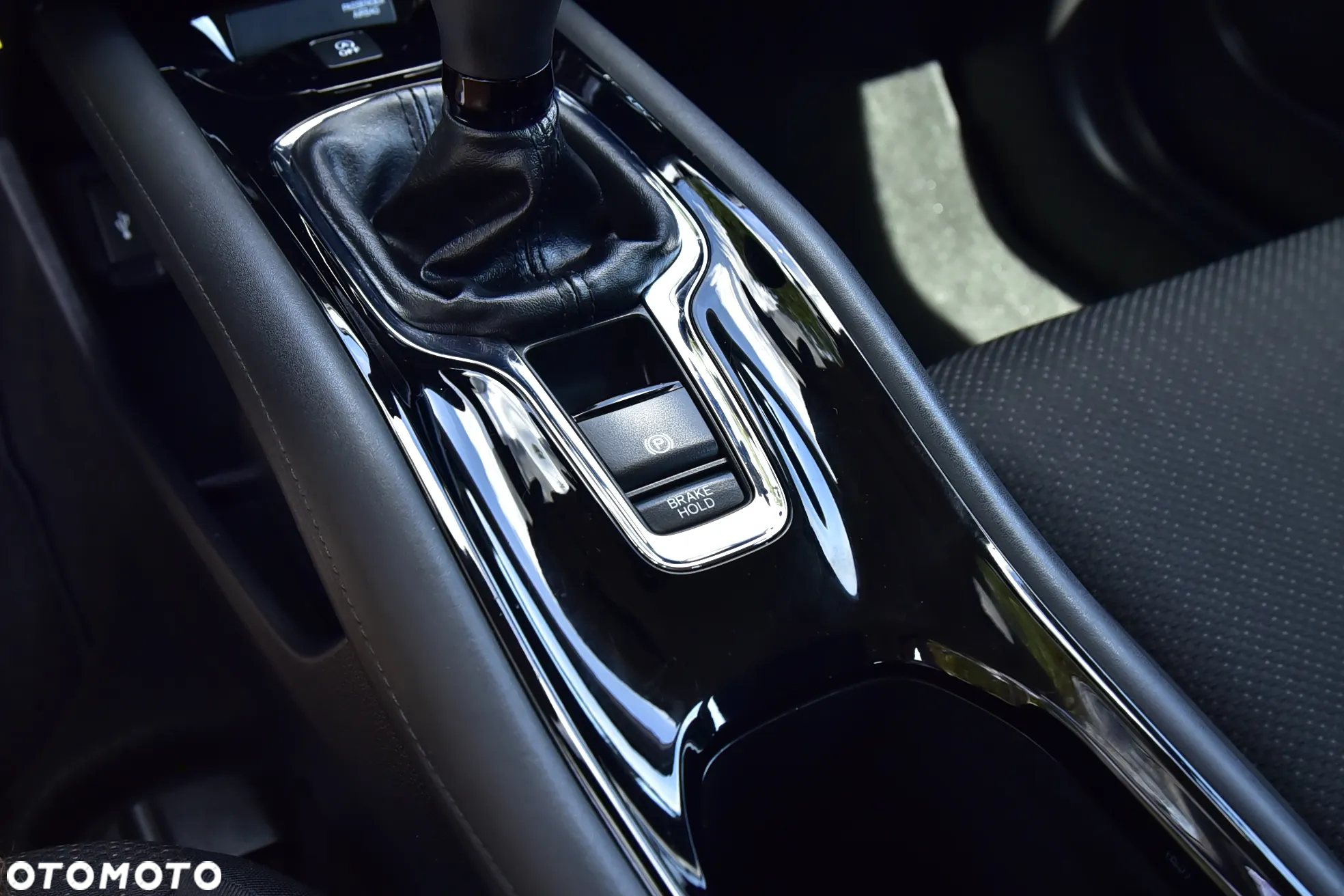Honda HR-V 1.5 Elegance (ADAS/Honda Connect+) - 27