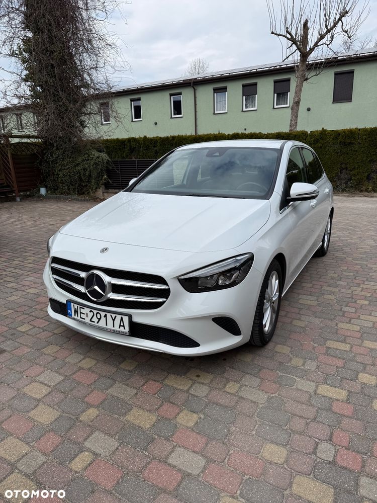 Mercedes-Benz Klasa B 180 7G-DCT - 2