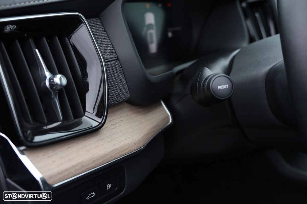 Volvo XC 90 2.0 T8 PHEV Plus Bright AWD - 22