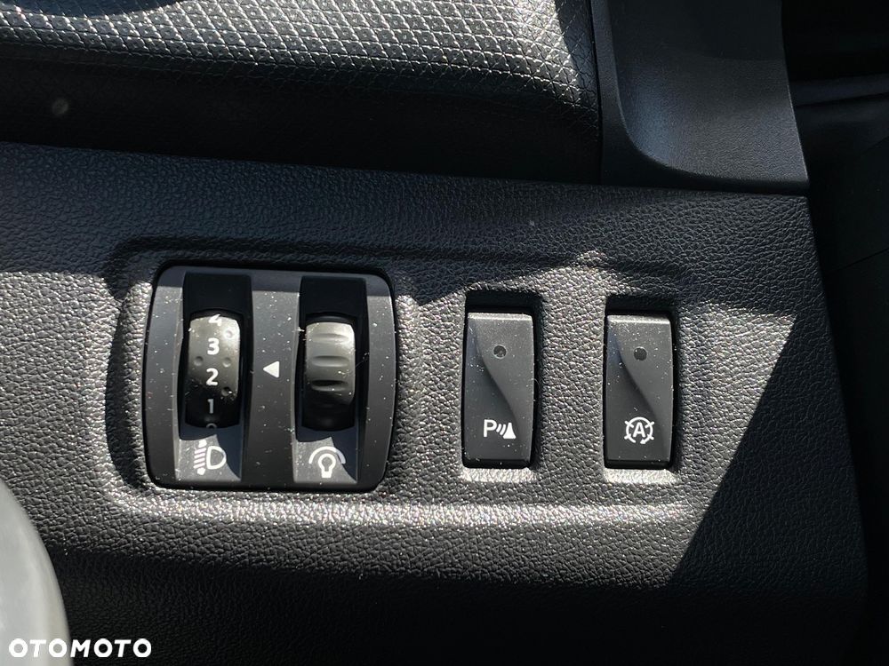 Renault Clio Energy dCi 90 Start & Stop LIMITED - 18